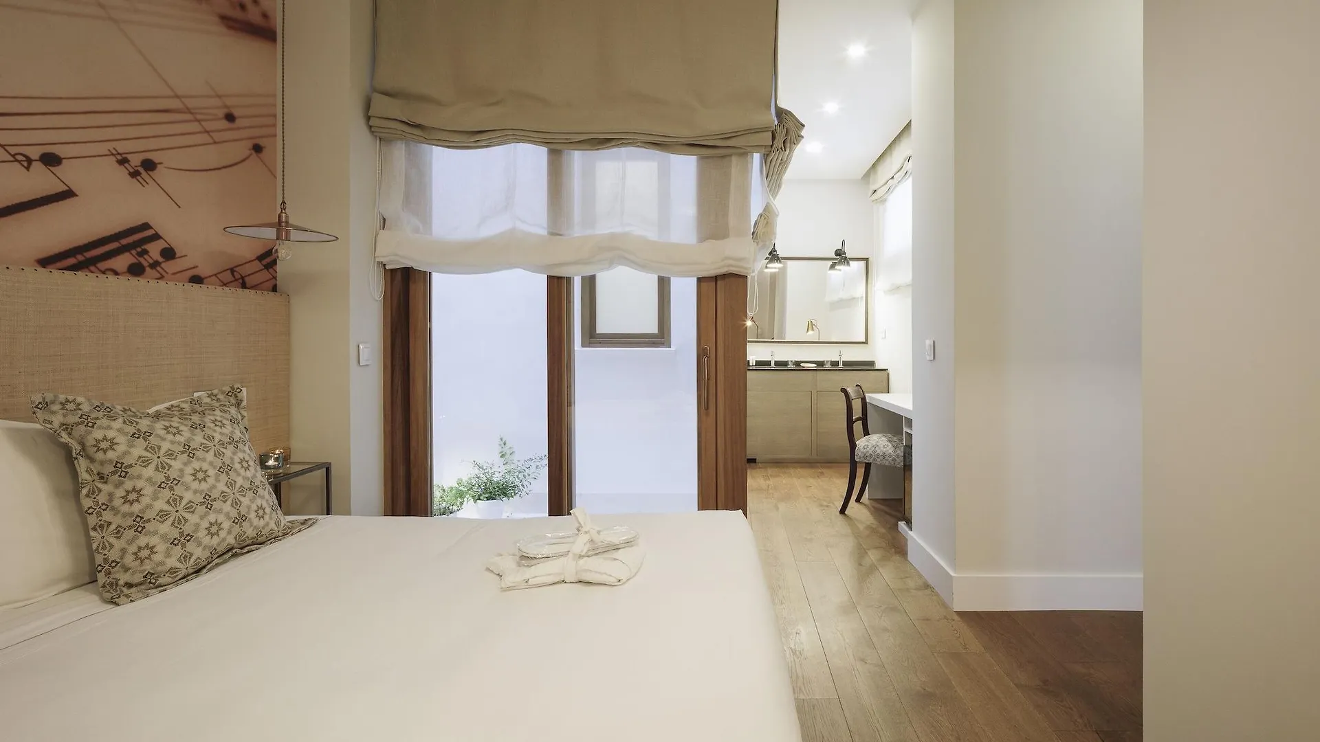 Hotel Amadeus Sevilla 4*,