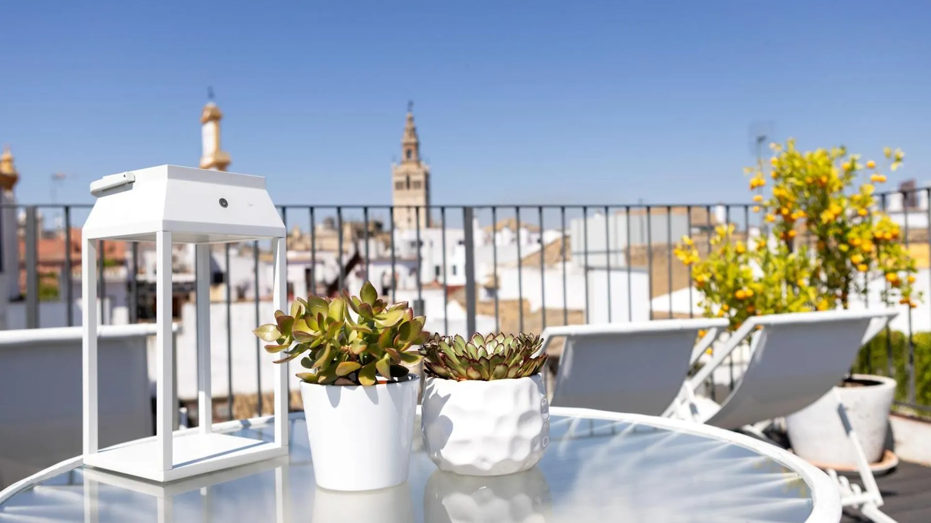 Hotel Amadeus Sevilla 4*,