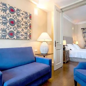 Genteel Contratacion Apartment