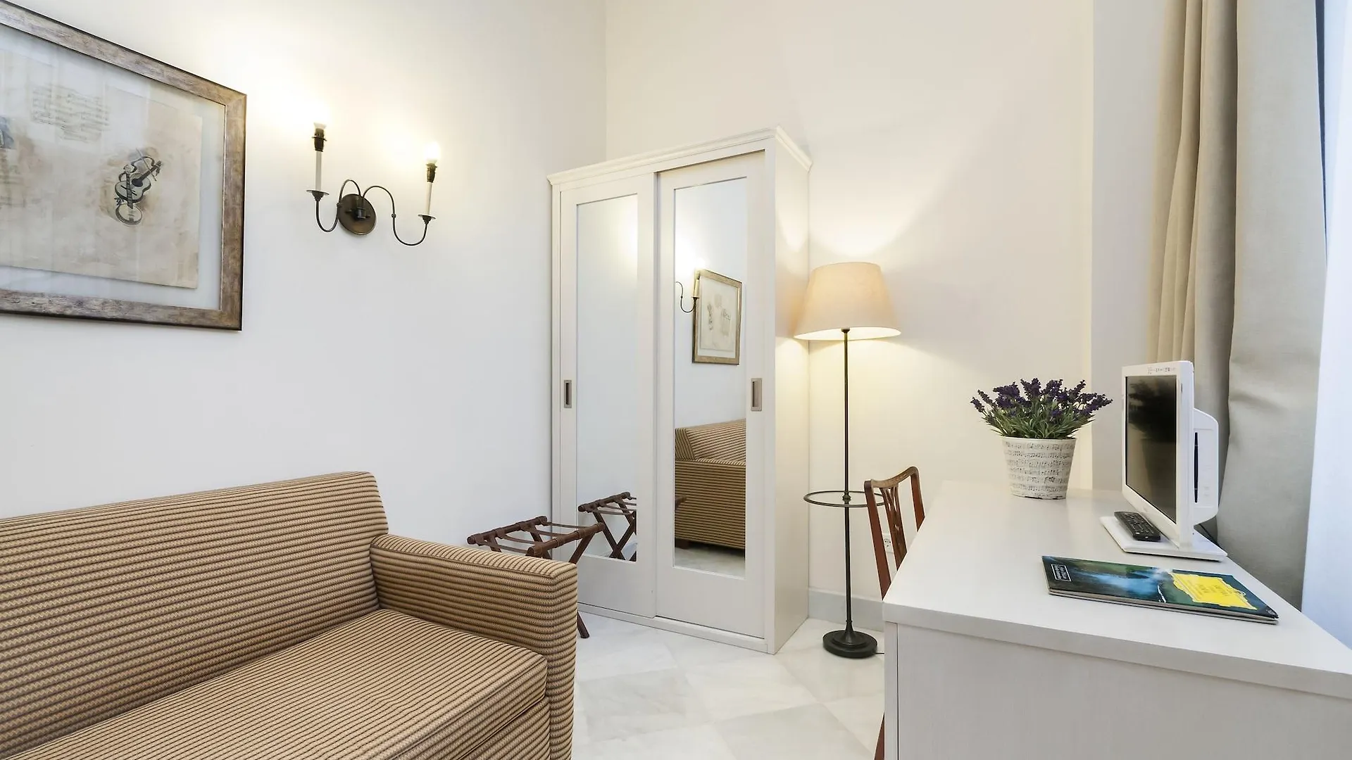 Hotel Amadeus Sevilla  Seville